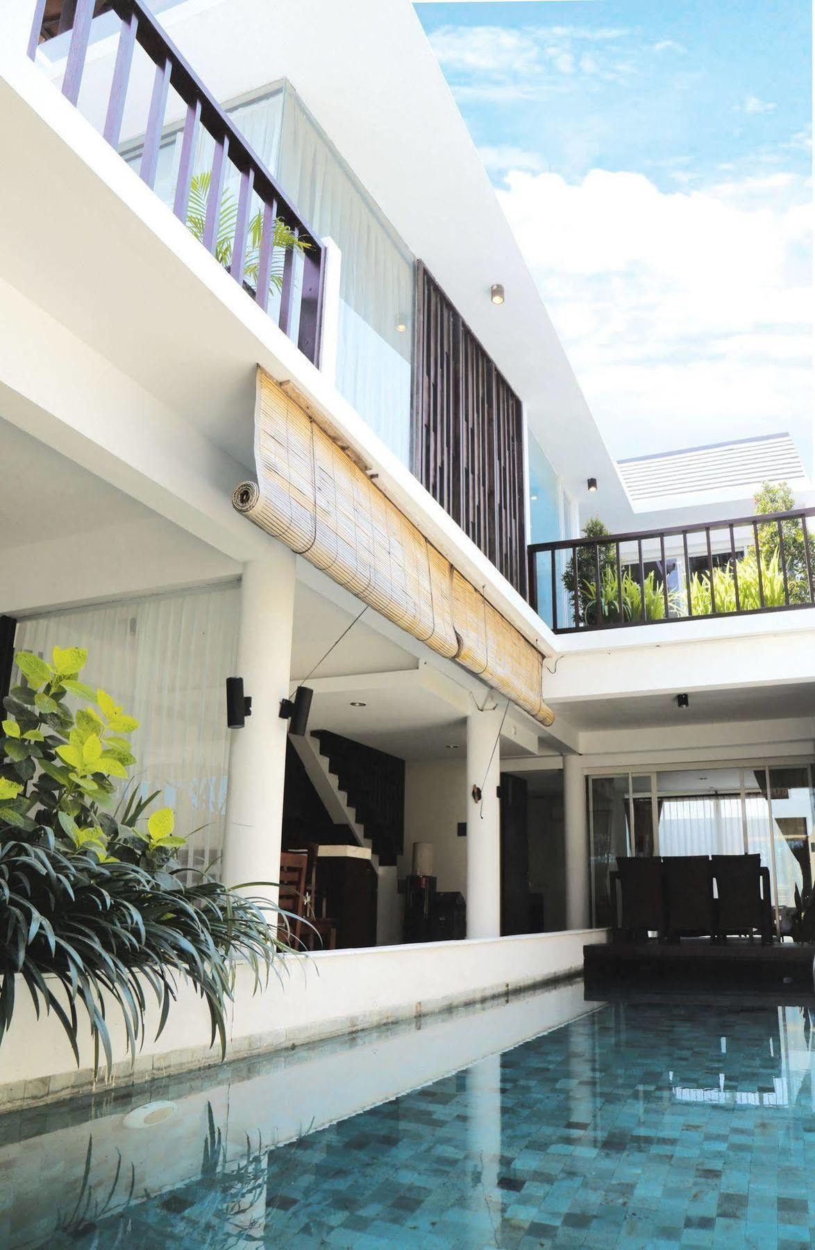 Grace And Milena Guesthouse Kuta Lombok Kültér fotó