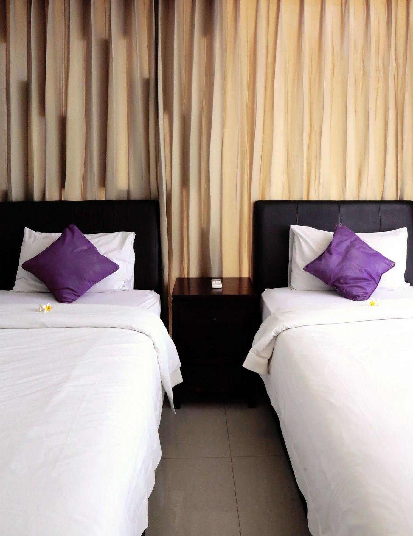 Grace And Milena Guesthouse Kuta Lombok Kültér fotó