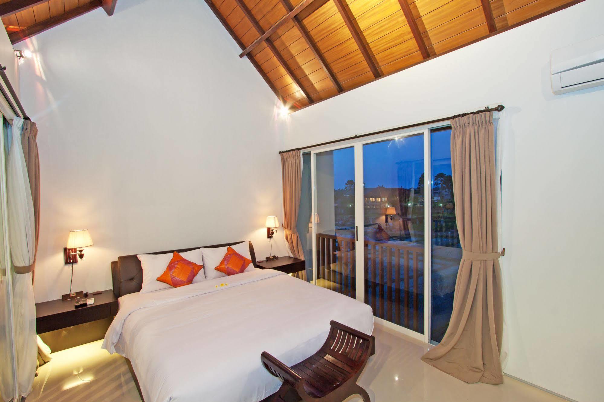 Grace And Milena Guesthouse Kuta Lombok Kültér fotó